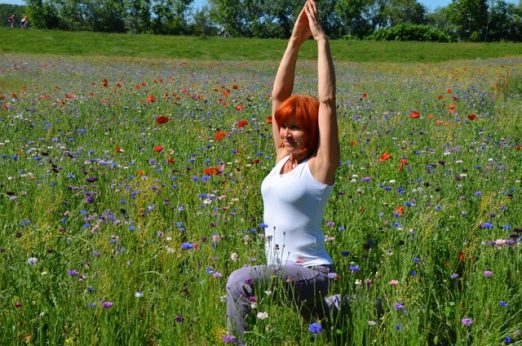 Yoga im Garten