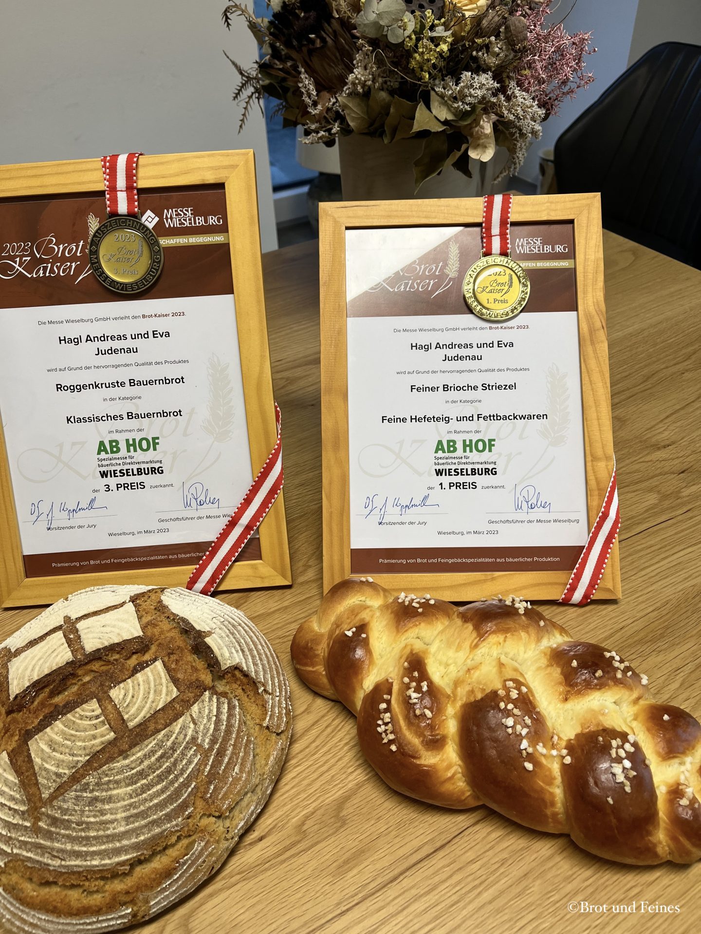 Medaillen für "Brot und Feines" für das Bauernbrot und den köstlichen Striezel