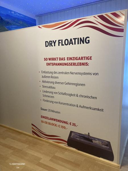 Wandplakat mit den Anwendungsgebieten für Dry Floating